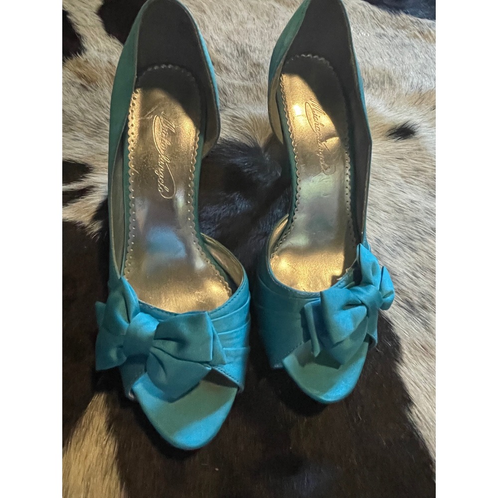 Michaelangelo Maribelle Turquoise Blue Satin Bow Peep Toe d'Orsay Heels 7.5M